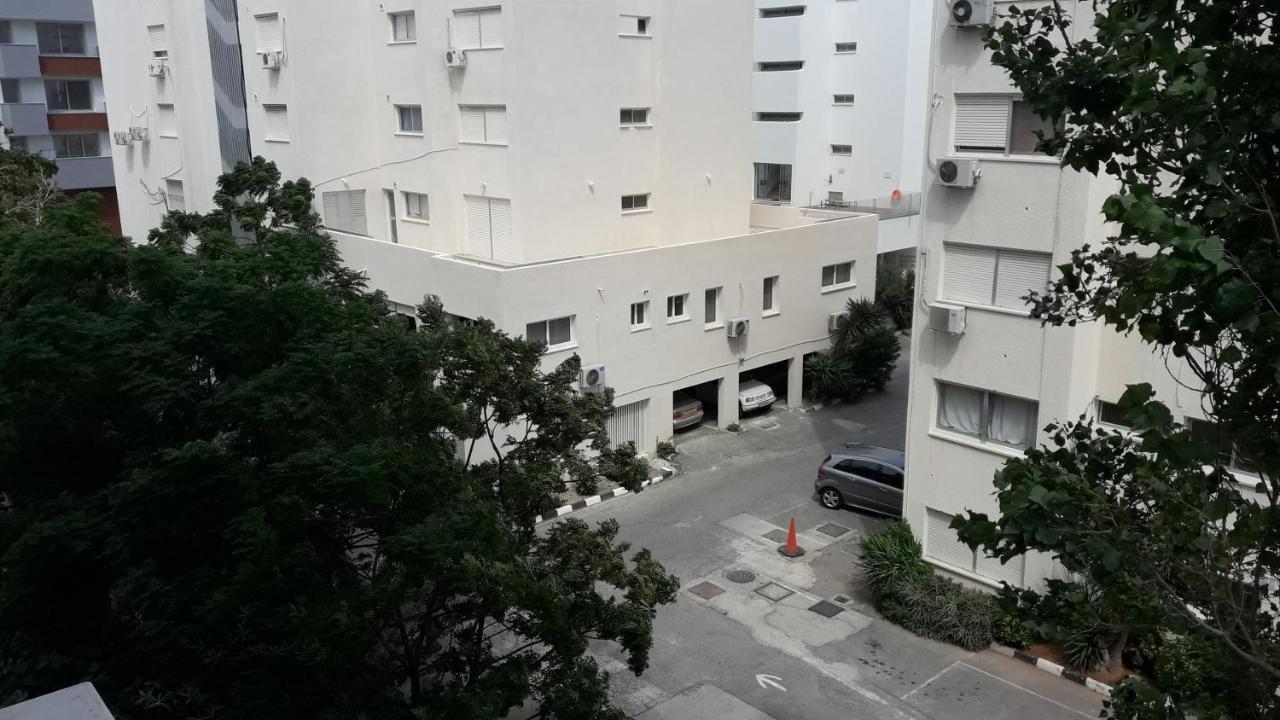 Lca4 Flat For You Apartment Larnaca Buitenkant foto