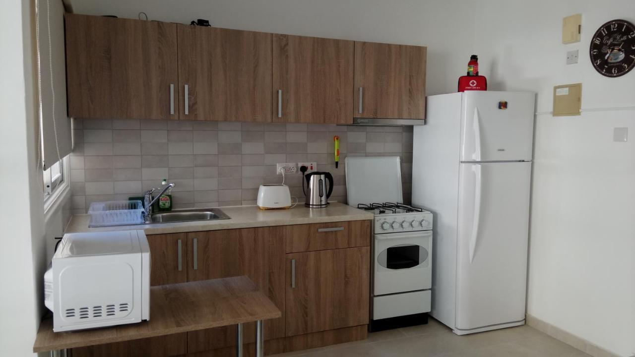 Lca4 Flat For You Apartment Larnaca Buitenkant foto