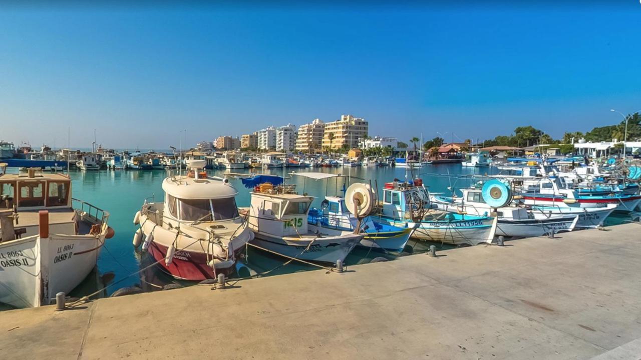 Lca4 Flat For You Apartment Larnaca Buitenkant foto